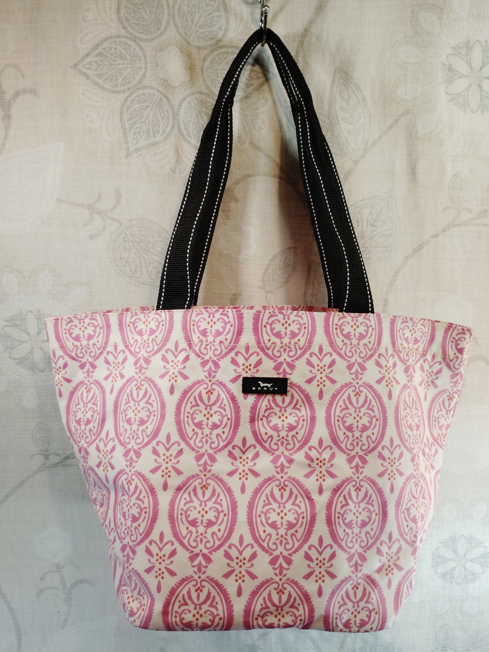 Scout Pink and Cream Patterned Shoulder Tote with Black Straps - Picture 2 of 8